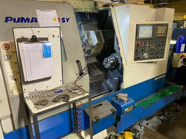 Daewoo - puma 2500sy - cnc draaibank - afbeelding 1 van  23