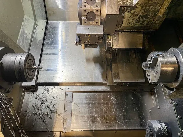 Daewoo - puma 2500sy - cnc draaibank - afbeelding 20 van  23