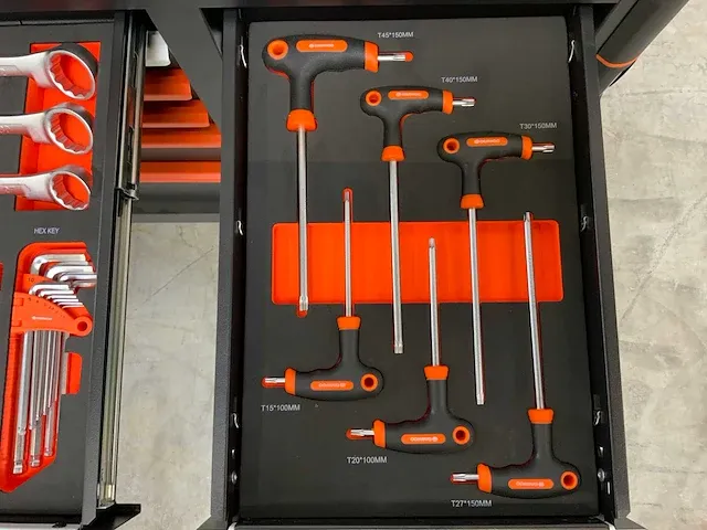 Daewoo 13 lades gereedschapswagen 267 delig - afbeelding 6 van  33