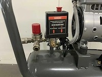 Daewoo daax 24l luchtcompressor - afbeelding 4 van  6