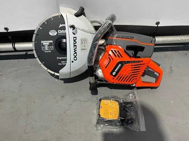 Daewoo dacnq740s betonzaag - afbeelding 4 van  9