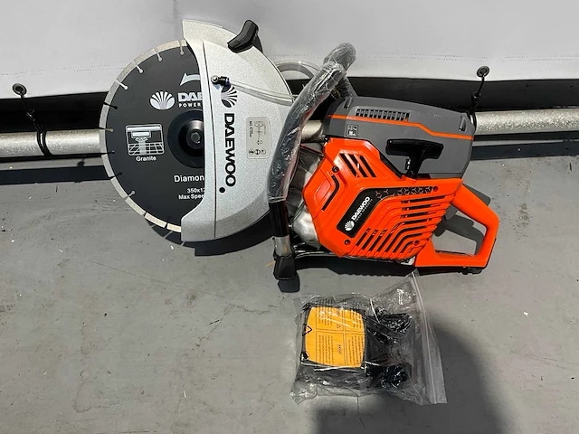 Daewoo dacnq740s betonzaag - afbeelding 4 van  9
