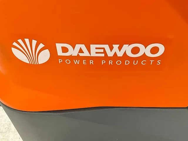 Daewoo daf r70 schrobmachine zelfrijdend - afbeelding 10 van  20
