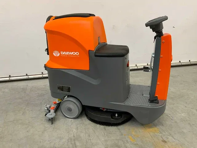 Daewoo dafr70 - industriële schrobzuigmachine - afbeelding 1 van  19
