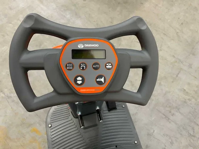 Daewoo dafr70 - industriële schrobzuigmachine - afbeelding 15 van  19