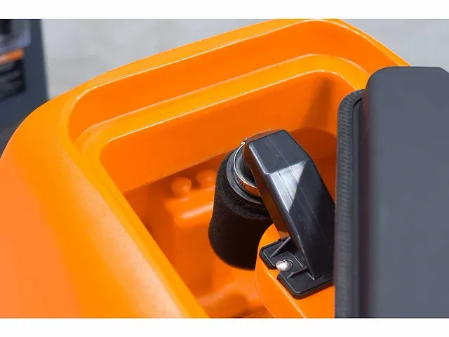 Daewoo dafr70 - industriële schrobzuigmachine - afbeelding 7 van  22