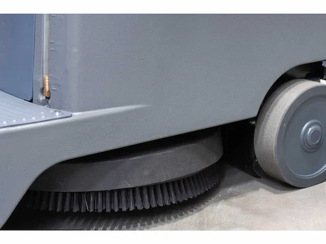 Daewoo dafr70 - industriële schrobzuigmachine - afbeelding 14 van  22