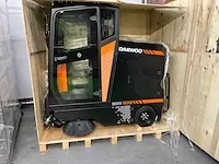 Daewoo das100 veegmachine met cabine - afbeelding 36 van  40
