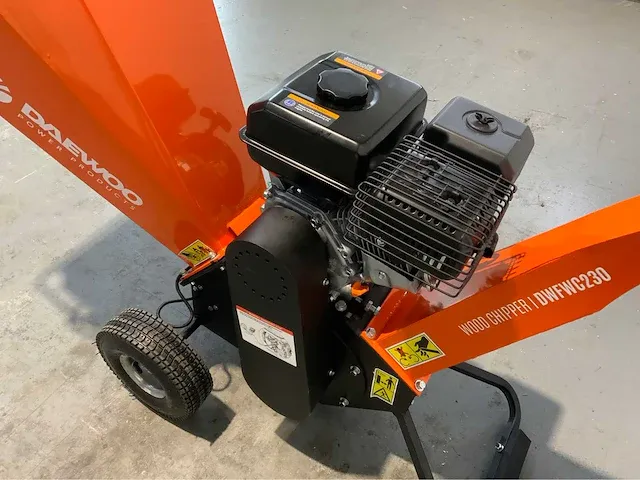 Daewoo dwfwc230 houthakselaar - afbeelding 10 van  13