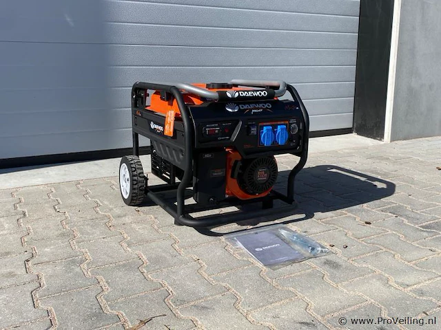 Daewoo gdax4050 benzine stroomgenerator - afbeelding 5 van  5