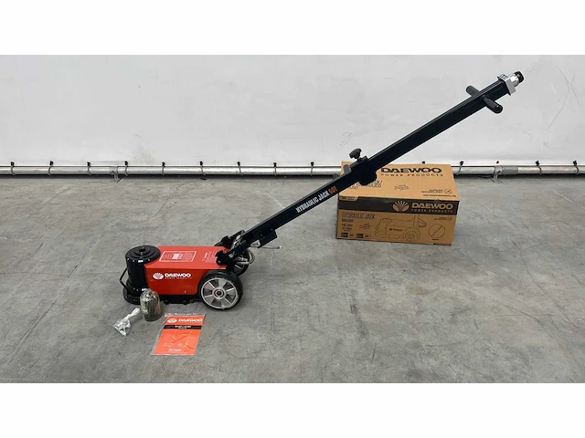 Daewoo hydraulic jack dahj50t garagekrik - afbeelding 1 van  2