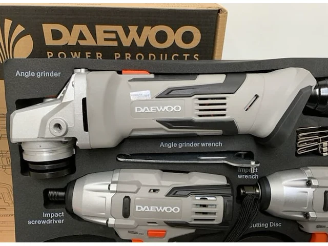 Daewoo u force 4 in 1 elektrische gereedschapset - afbeelding 4 van  9