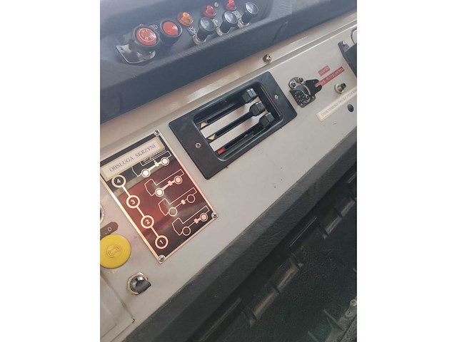 Daf - 1800 4x4 - brandweerwagen - afbeelding 6 van  14