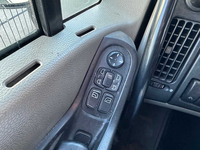 Daf - 2010 - ft xf105 - vrachtwagen - afbeelding 17 van  26