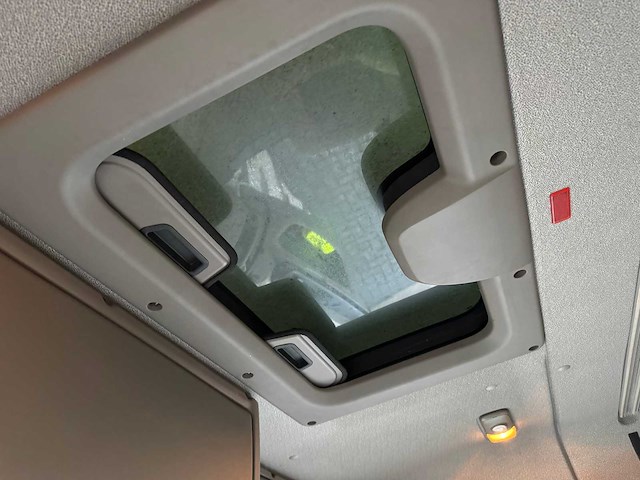 Daf - 2010 - ft xf105 - vrachtwagen - afbeelding 19 van  26