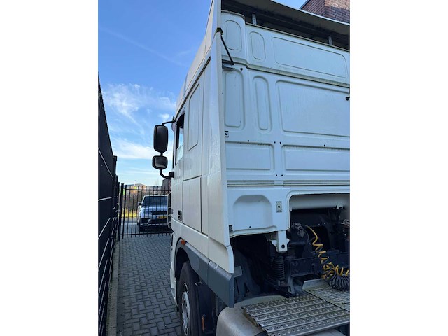 Daf - 2010 - ft xf105 - vrachtwagen - afbeelding 21 van  26