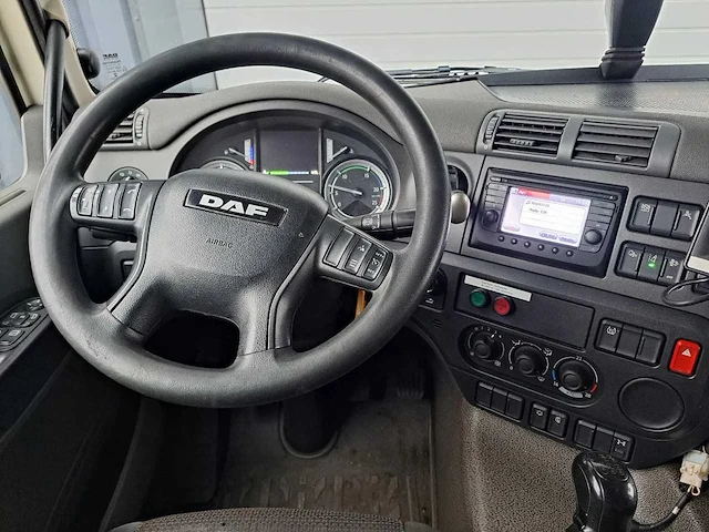 Daf - 2013 - cf 290 - vrachtwagen - afbeelding 2 van  25