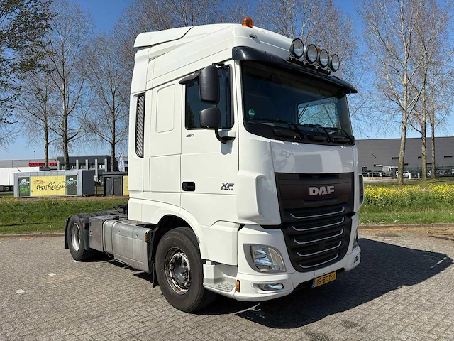 Daf - 2014 - xf 460 ft - pto - vrachtwagen - afbeelding 1 van  14