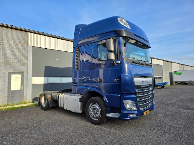 Daf - 2015 - xf 440 euro 6 spring suspension - vrachtwagen - afbeelding 26 van  49
