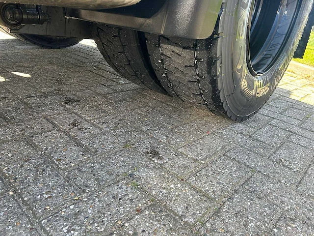 Daf - 2016 - xf - vrachtwagen - afbeelding 2 van  10