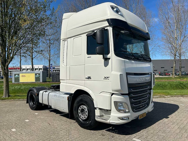 Daf - 2016 - xf - vrachtwagen - afbeelding 3 van  10