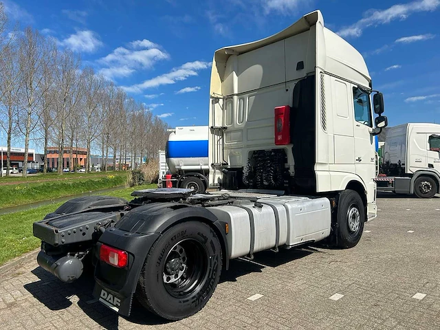 Daf - 2016 - xf - vrachtwagen - afbeelding 4 van  10