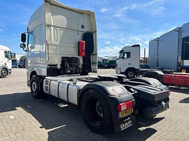Daf - 2016 - xf - vrachtwagen - afbeelding 5 van  10