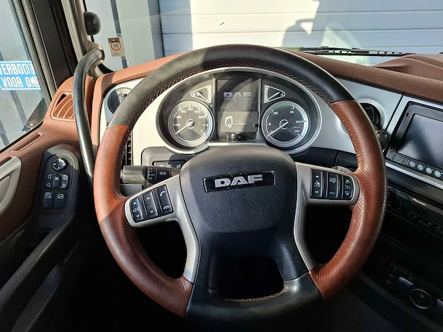 Daf - 2018 - xf 530 - vrachtwagen - afbeelding 11 van  29