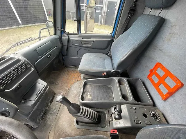 Daf - 45 150 ti - vrachtwagen - afbeelding 8 van  47