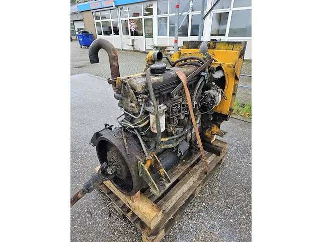 Daf - 615 - motor - afbeelding 7 van  9