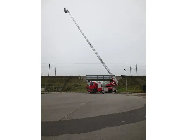 Daf - 75cf - brandweerwagen - afbeelding 25 van  38