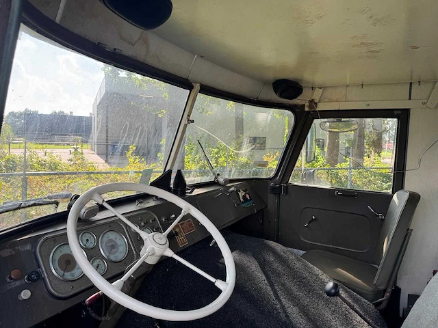 Daf - camper - vrachtwagen - afbeelding 4 van  10