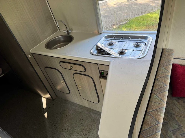 Daf - camper - vrachtwagen - afbeelding 9 van  10