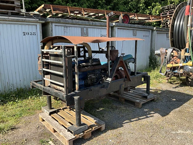Daf 575 / landini ms 80/3 waterpomp - afbeelding 1 van  27
