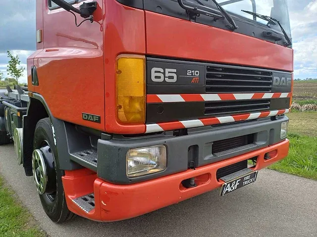 Daf 65 - leebur/hiab haakarm - vrachtwagen - afbeelding 8 van  31