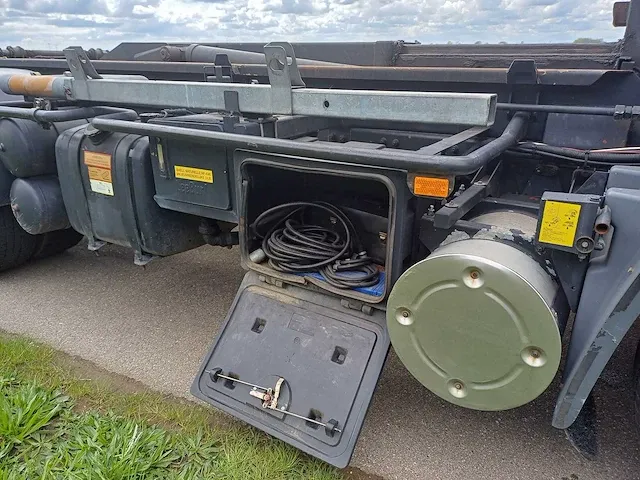 Daf 65 - leebur/hiab haakarm - vrachtwagen - afbeelding 14 van  31