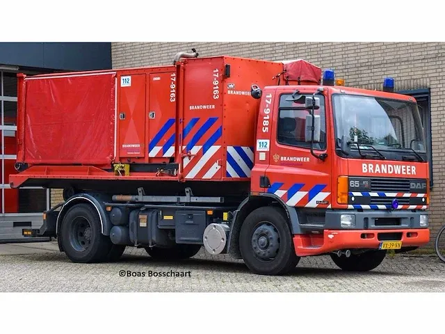 Daf 65 - leebur/hiab haakarm - vrachtwagen - afbeelding 25 van  31