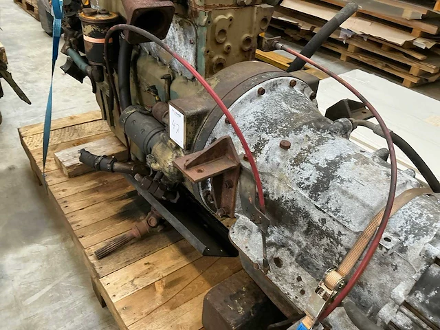 Daf 825 dh tt motor met allison bak - afbeelding 8 van  21
