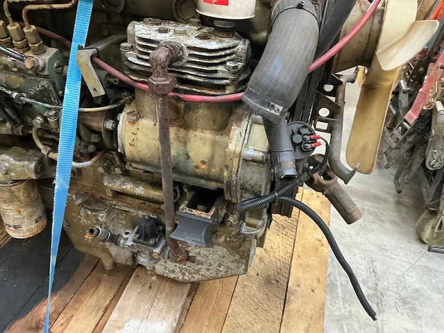 Daf 825 dh tt motor met allison bak - afbeelding 20 van  21