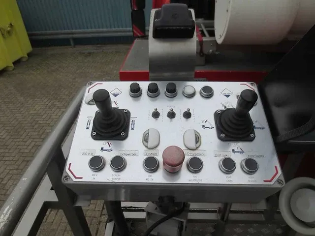 Daf /hilton- cf 75/ 270 f hoogwerkerauto - afbeelding 3 van  37