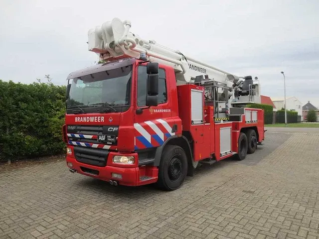 Daf /hilton- cf 75/ 270 f hoogwerkerauto - afbeelding 1 van  37