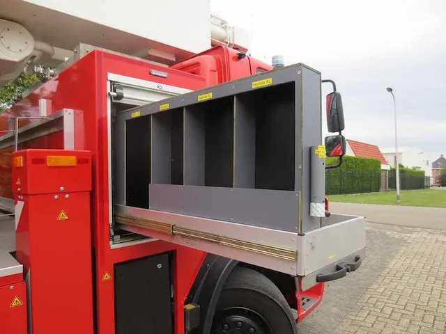 Daf /hilton- cf 75/ 270 f hoogwerkerauto - afbeelding 22 van  37