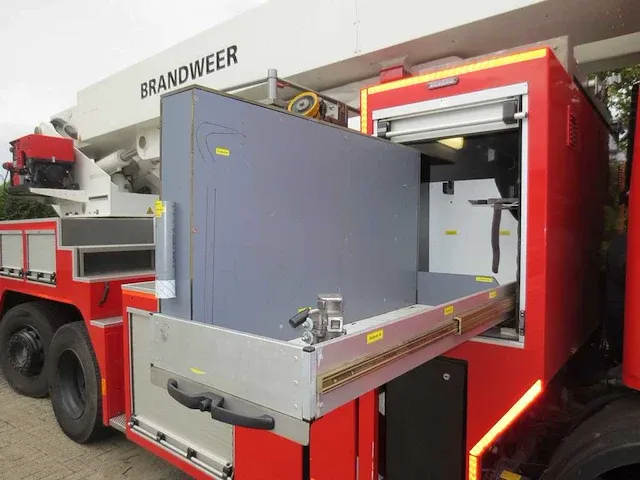 Daf /hilton- cf 75/ 270 f hoogwerkerauto - afbeelding 24 van  37