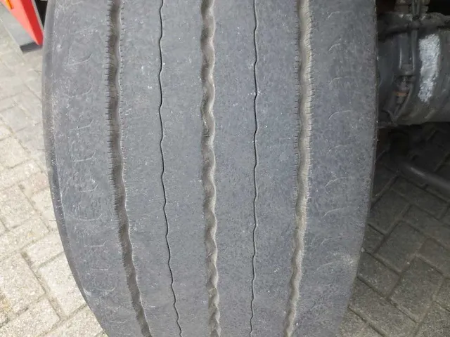 Daf /hilton- cf 75/ 270 f hoogwerkerauto - afbeelding 26 van  37