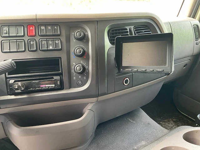 Daf lf 230 vrachtwagen - afbeelding 10 van  18