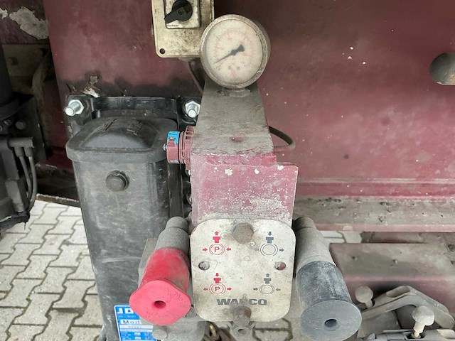 Daf xf 460 ft opleggertrekker + bulthuis tata12 geïsoleerde aluminium kieptrailer - afbeelding 46 van  55