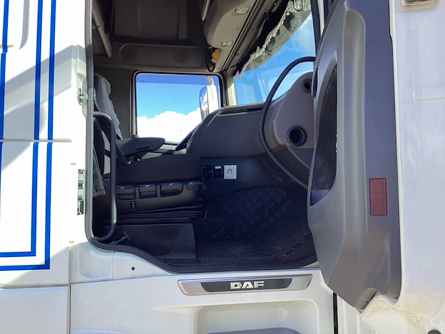 Daf xf 480 ft & 2007 van hool huif oplegger (combinatiekavel kavel 1 en 63) - afbeelding 28 van  38