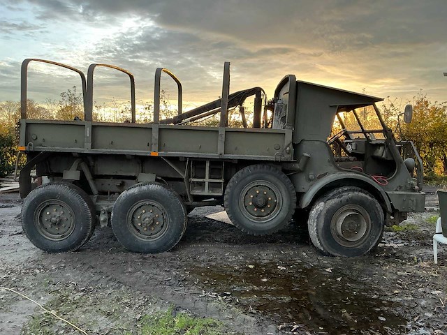 Daf ya 328 oldtimer 6x6 aangedreven wegenbelasting en apk vrij diesel motor! - afbeelding 33 van  35