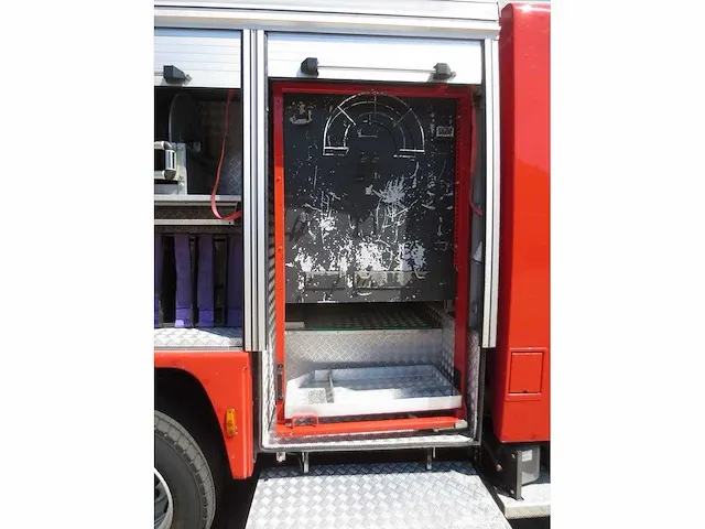 Daf/rosenbauer ae65nc brandweerwagen - afbeelding 17 van  36