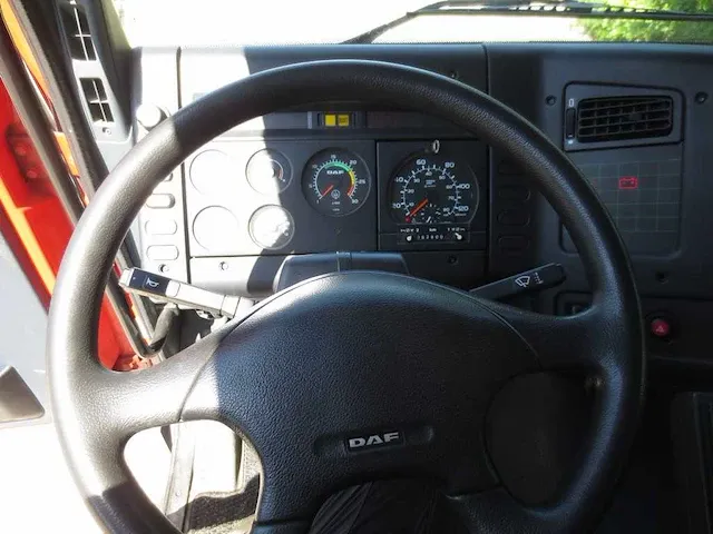 Daf/rosenbauer ae65nc brandweerwagen - afbeelding 34 van  36